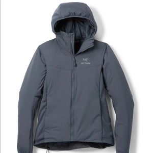 Arc’terix Atom LT Insulated Hoodie Women’s size XS
